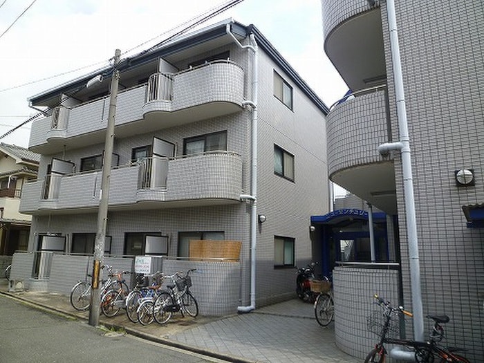 駐輪場 ニュ－センチュリ－