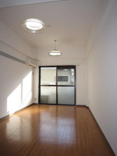 室内からの展望 ニュ－センチュリ－