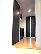 玄関 アドバンス西梅田グル－ブ(608)