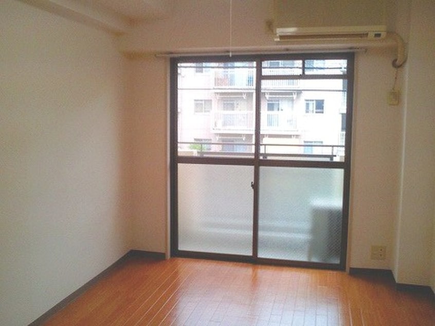 居室 カ－サ王塚台