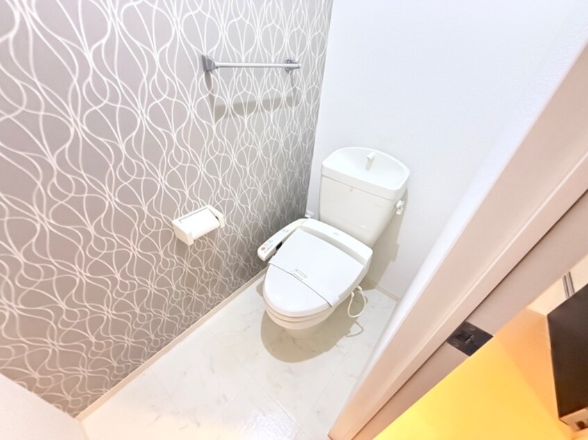 トイレ カ－サ・サンシビリテＢ棟