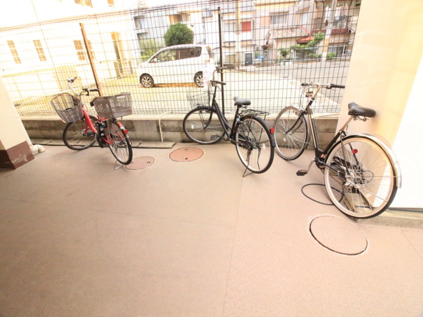 駐輪場 武藤ハイツ