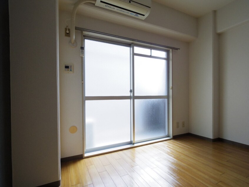 居室 サンモ－ル青木