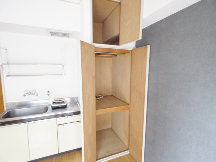 収納 サンモ－ル青木