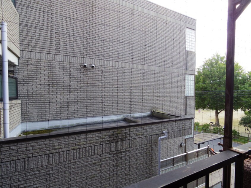 室内からの展望 サンモ－ル青木