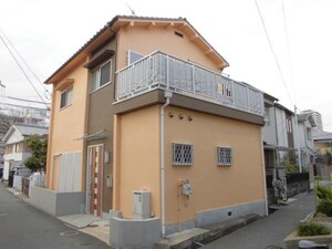 岡田貸家