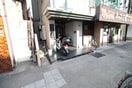 エントランス部分 プティハイム菅原