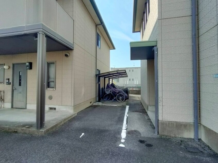 駐輪場 シャルマンコーポくら弐番館