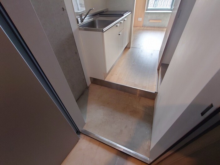 玄関 EastVillageSANNOMIYA