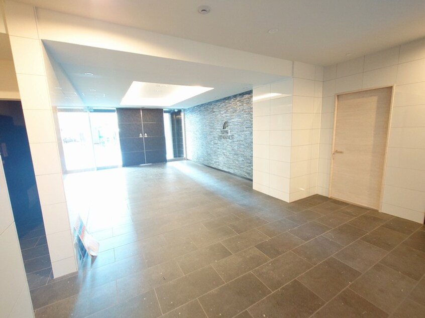 エントランス部分 アドバンス神戸ラシュレ