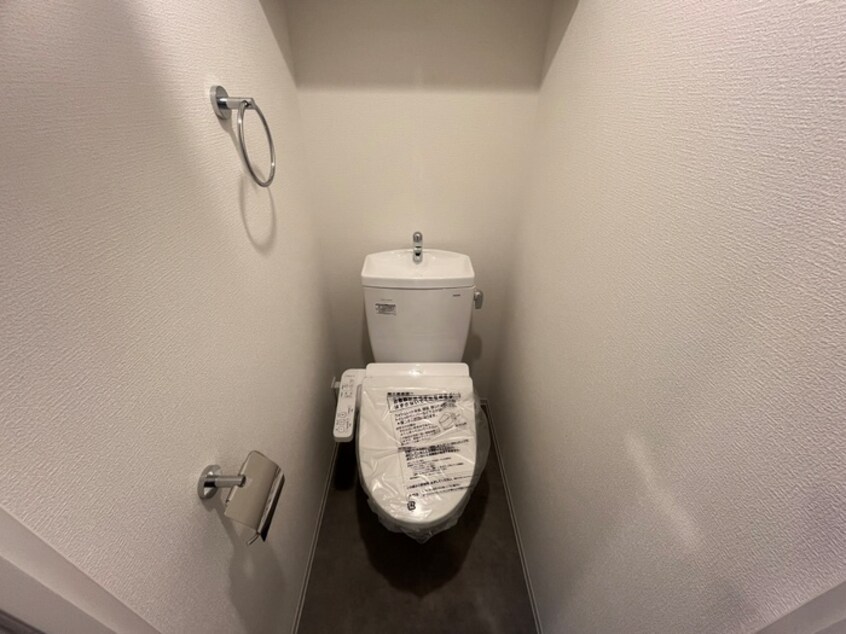 トイレ アドバンス神戸ラシュレ