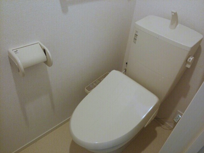 トイレ 巽北ロイヤルヴィラ