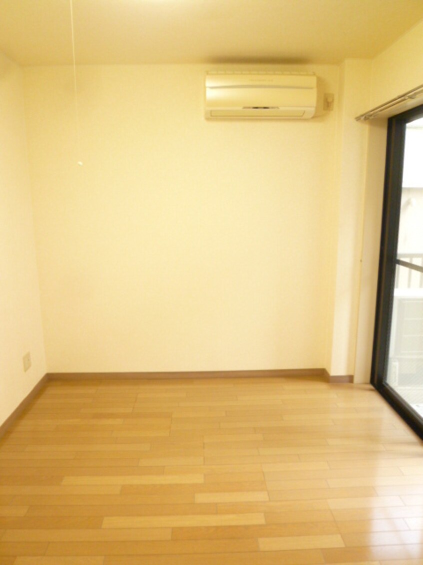 居室 伊藤谷町ビル