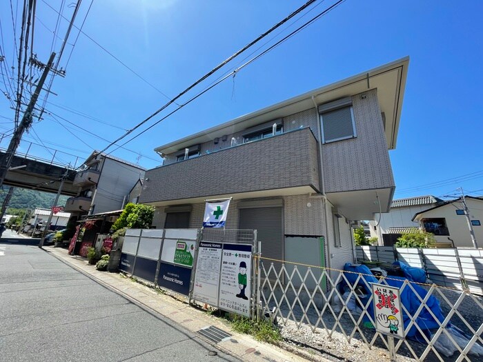 外観写真 エルメゾン嵯峨