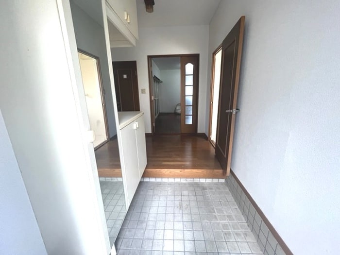 玄関 鼓が滝河村邸