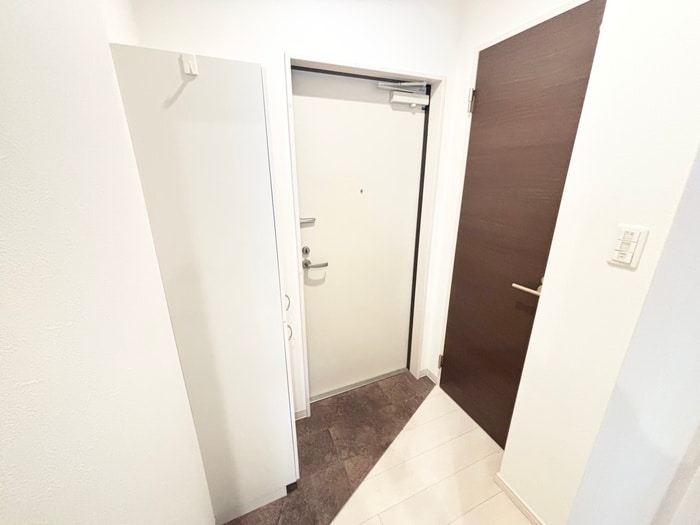 玄関 ＳＨＩＮ　Ｋｒｉｏｓ