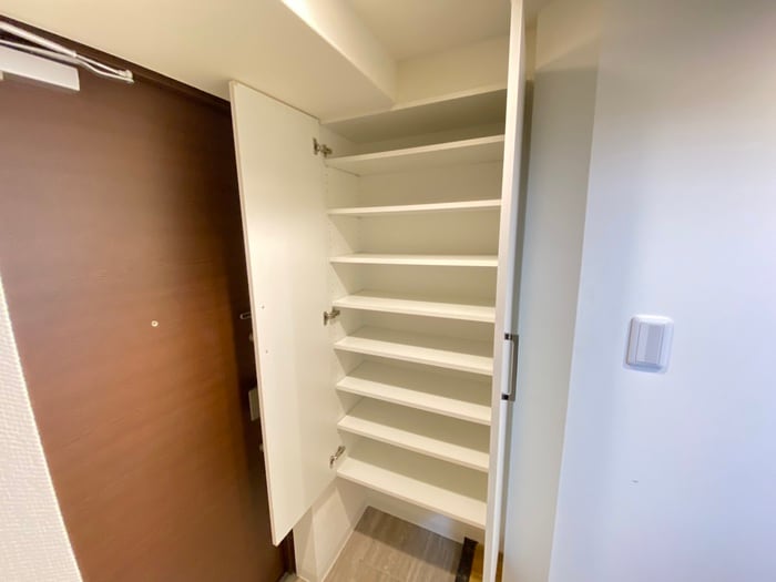 靴箱 Palace-n西院