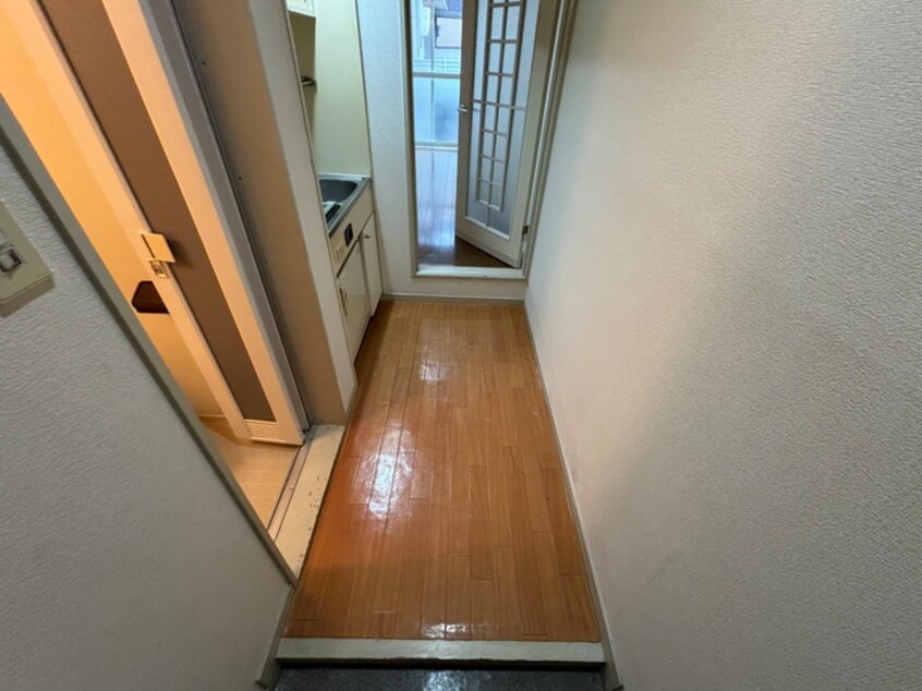 廊下 ブランカ香枦園