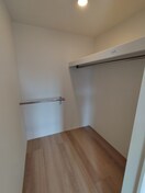 収納 エレナ本山