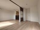 居室 エレナ本山