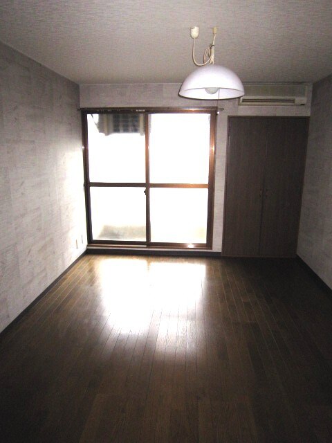 居室 山村ハイツ２号館