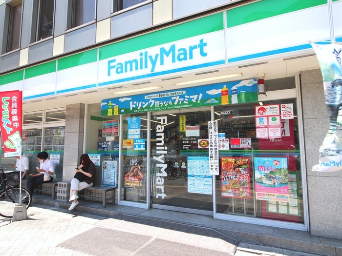 ファミリーマート(コンビニ)まで110m 新大阪パート１