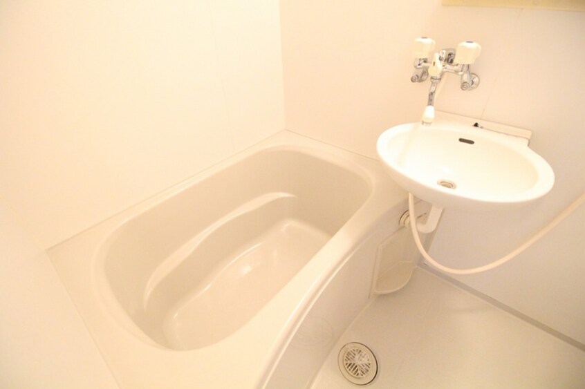 バス／シャワールーム等 ラフィーナエム