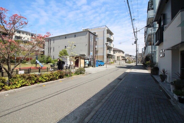 その他 ラフィーナエム