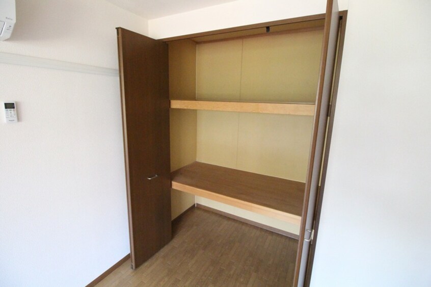 収納 ラフィーナエム