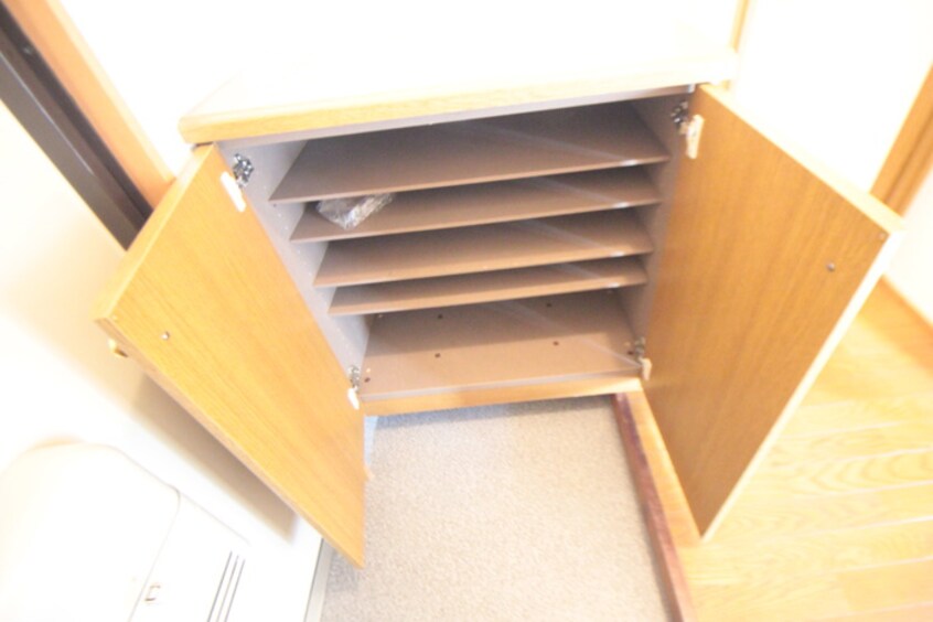 靴箱 村上マンション