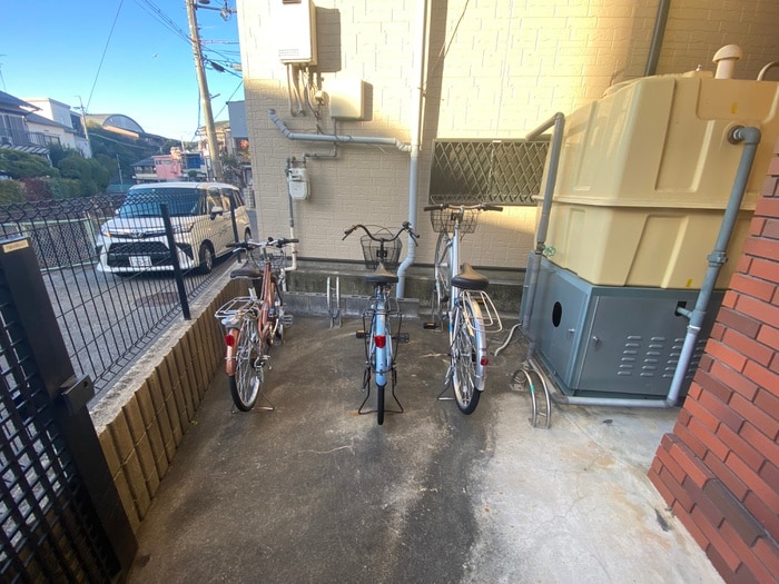 駐輪場 ｶｰｻ花やしきパート６