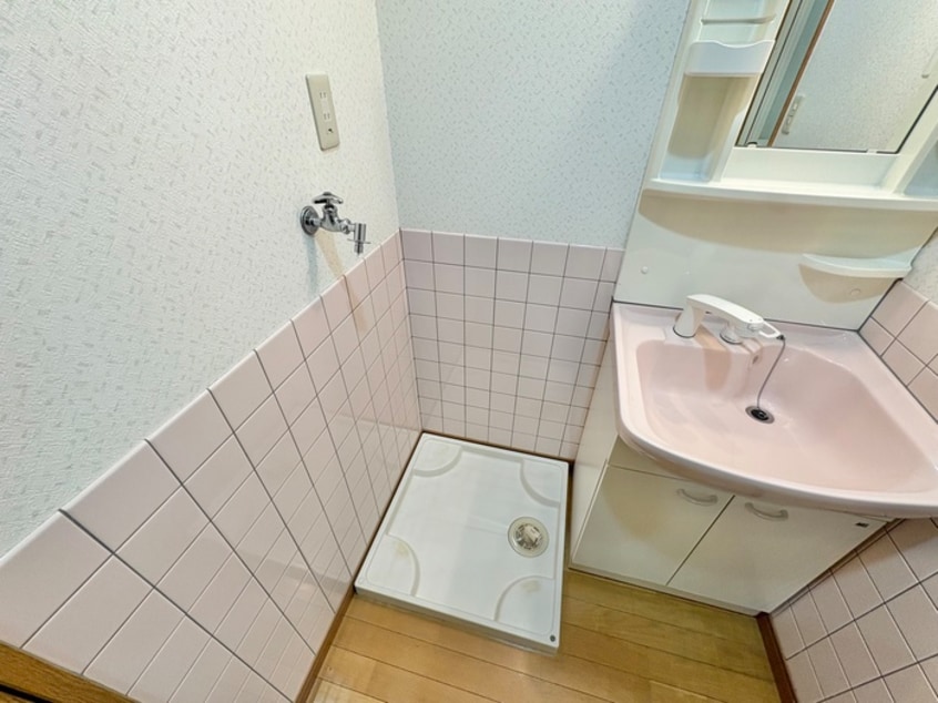 洗濯機置場 ＣＲＥＡＴＥ彩