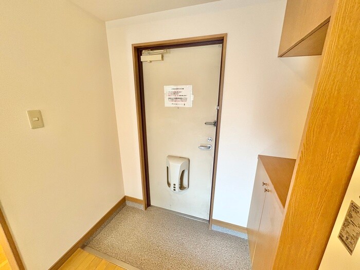 玄関 ＣＲＥＡＴＥ彩