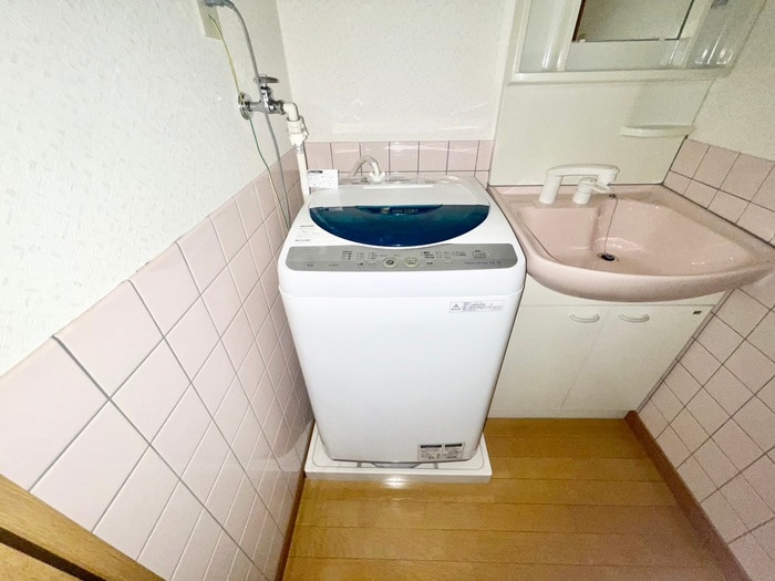 洗濯機置場 ＣＲＥＡＴＥ彩