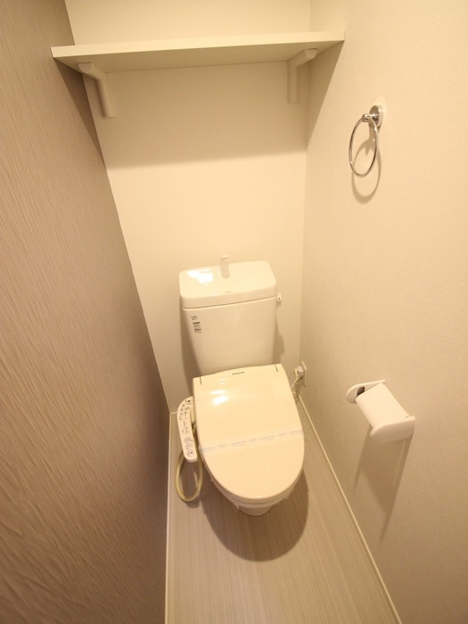 トイレ メゾン　ベル　フルール