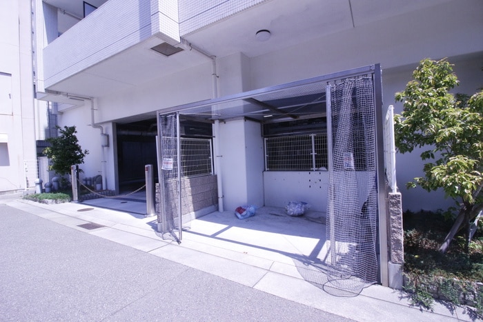 駐輪場 デコ－ル神戸Ⅱ