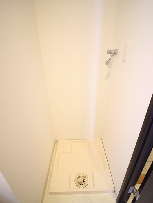 洗濯機置場 デコ－ル神戸Ⅱ