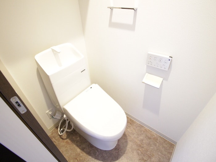 トイレ シャルム南巽