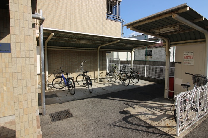駐輪場 パインアベニュ－