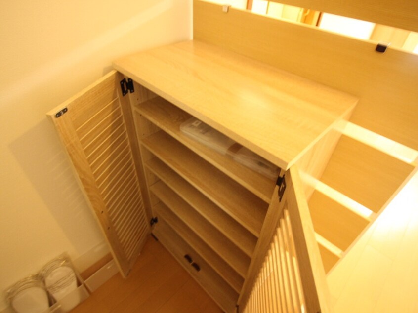 靴箱 西林マンション