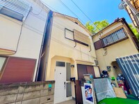 芦屋市朝日丘町貸家