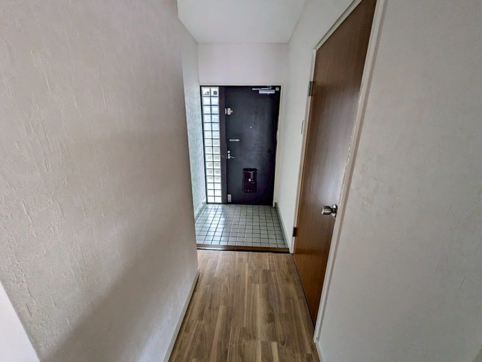 廊下 ＩＶＹ　ＣＯＵＲＴ　Ａ