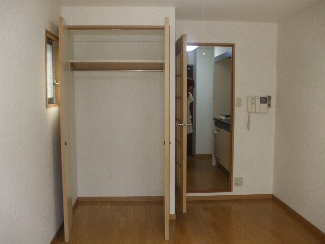 収納 サンヴェ－ル七条