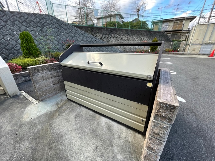 建物設備 レジデンス薪