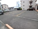 駐車場 シャレ－富士美台