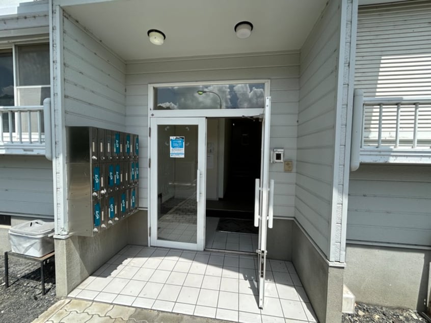 エントランス部分 若葉台グリーンハイム