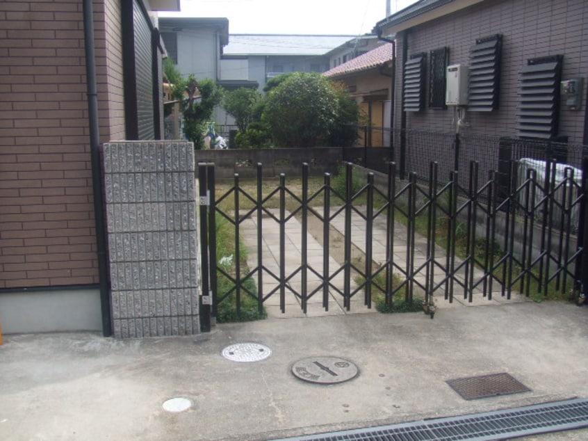  植山貸家