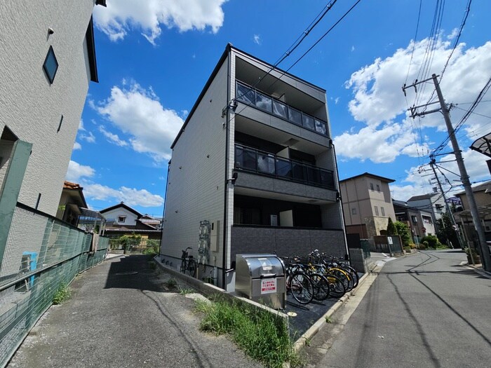 外観写真 ノイヴェル吉田