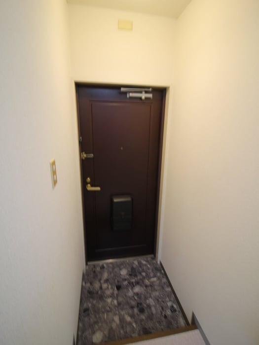 玄関 小松ビル
