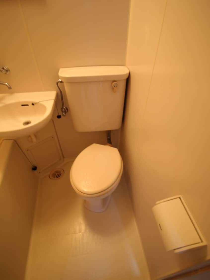 トイレ 小松ビル